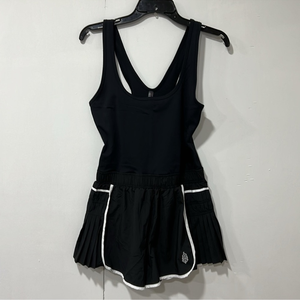Free People Movement Easy Tiger Shortsie
Romper, S - Picture 4 of 12